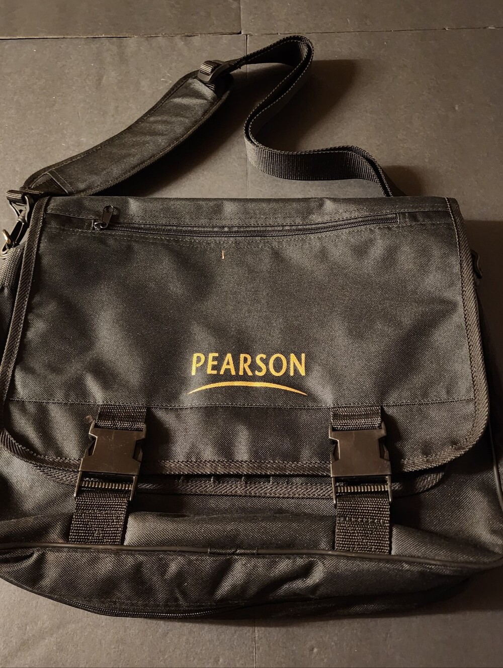 Pearson Messenger Bag, Black, Good Condition, Preowned